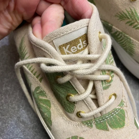 Unique Keds on platform with linen colored background and tropical leaf design - Picture 8 of 8